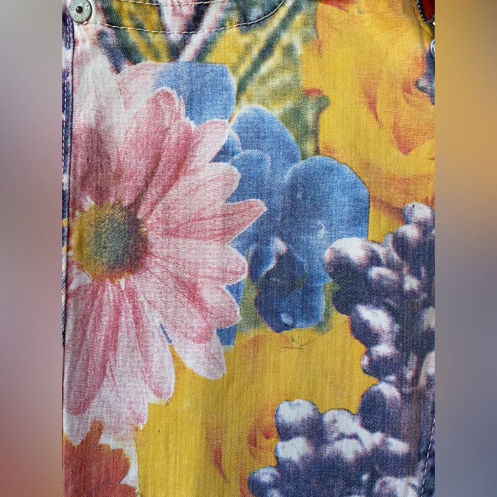✨HOST PICK✨ True Religion Casey Floral Skinny Jeans. Size 25 - Picture 9 of 11